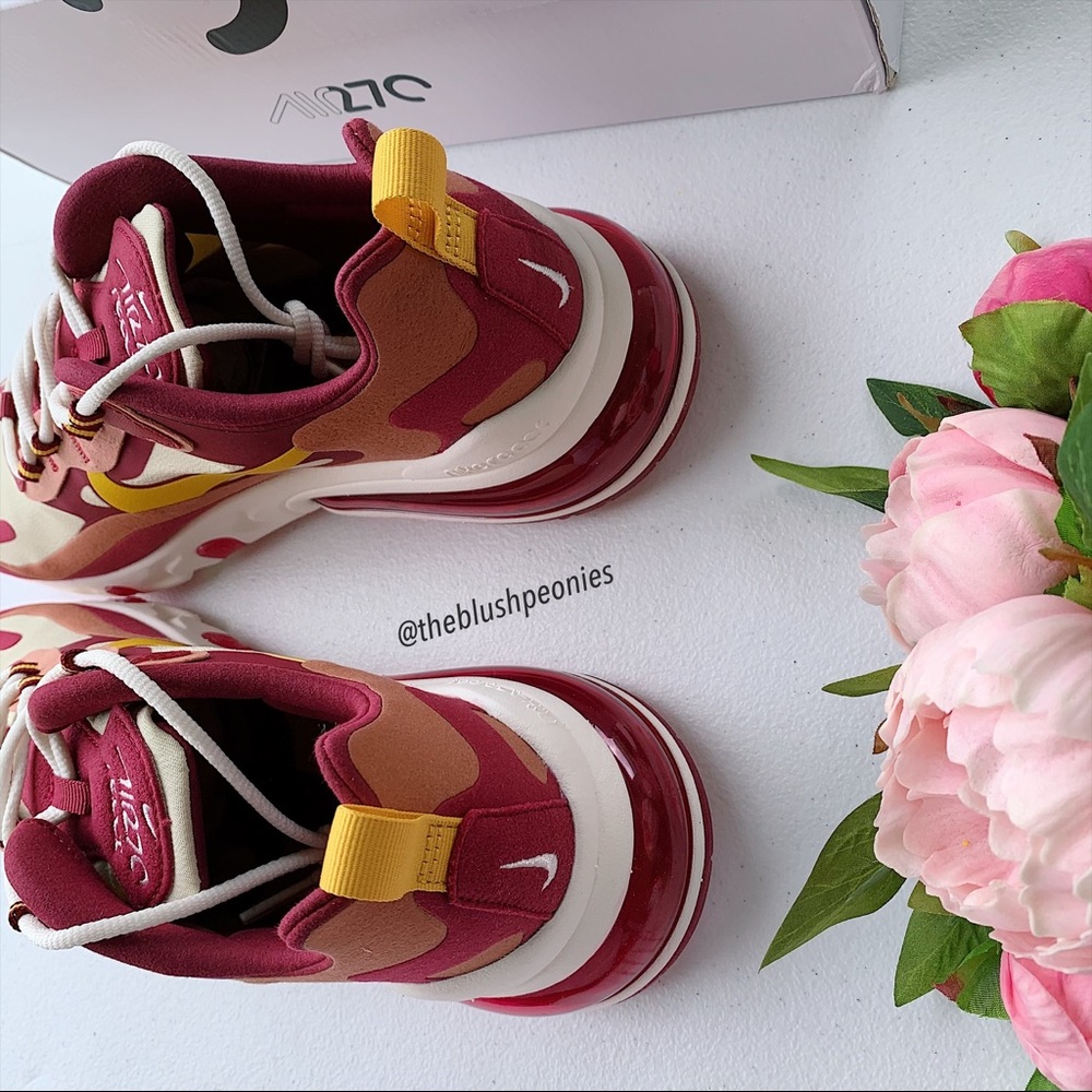 Nike Air Max 270 React NWT - Picture 9 of 12